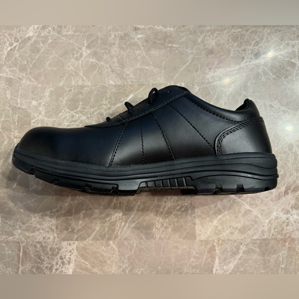 Worx by Red Wing Shoes Safety Shoes. Color Black.  New Without Box. - Picture 8 of 9